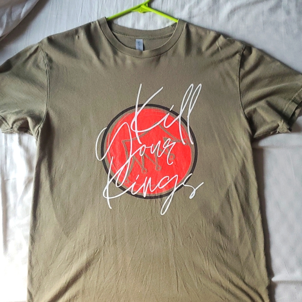 Medium green tshirt by BeachRant
